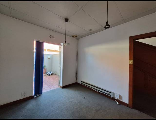 534M² OFFICE TO LET IN MELROSE ESTATE
